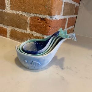 Anthropologie Whale Measuring Cups
